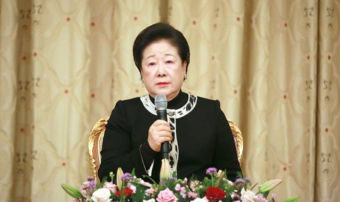 https://i1.wp.com/familyfedihq.org/wp-content/uploads/2017/12/tp-1215-1.jpg?resize=1000%2C594